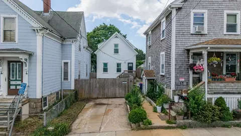 174 12 Grinnell, New Bedford, MA 02740