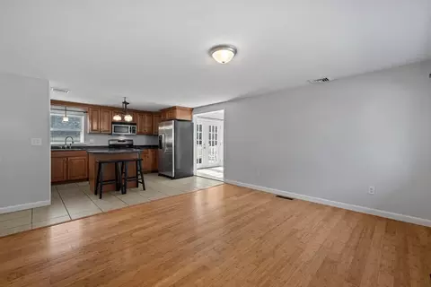 Living - 1 Minerva St, Worcester, MA 01604 photo 1 of 7