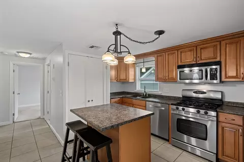 Kitchen - 1 Minerva St, Worcester, MA 01604 photo 2 of 4