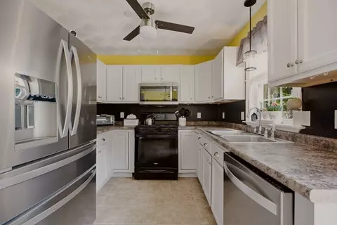 Kitchen - 5239 N Main St #18, Fall River, MA 02720 photo 2 of 3