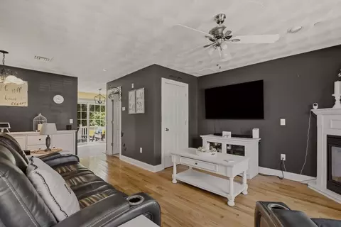 Entry Way - 5239 N Main St #18, Fall River, MA 02720 photo 3 of 9