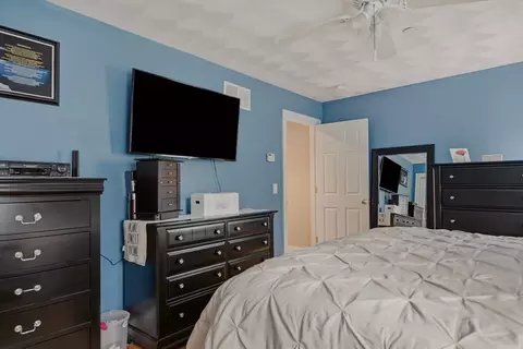 Bedroom - 5239 N Main St #18, Fall River, MA 02720 photo 3 of 3