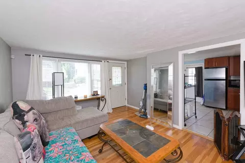 Living - 799 Franklin St, Worcester, MA 01604 photo 2 of 2