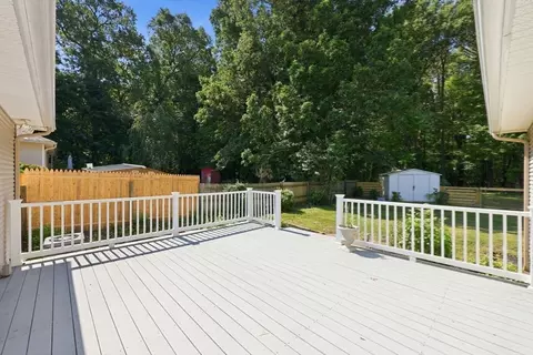 Exterior - 37 Squirrel Rd, Springfield, MA 01108 photo 5 of 10
