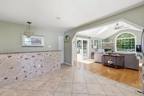 Entry Way - 37 Squirrel Rd, Springfield, MA 01108 photo 1 of 1