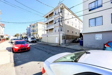 Exterior - 62 Pitman St, Fall River, MA 02723 photo 1 of 4