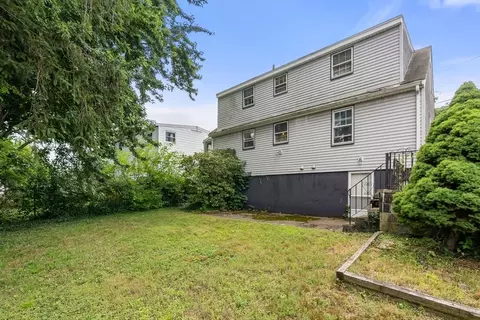 39 Elsie St, Everett, MA 02149 photo 4