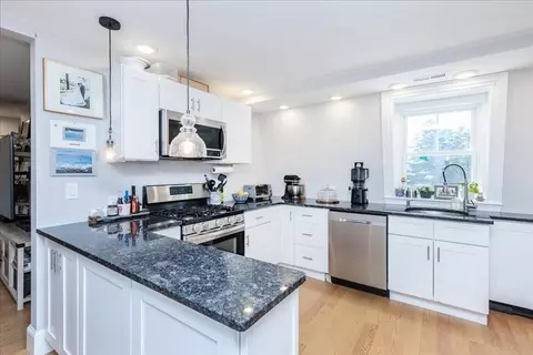 13 Putnam St #2, Danvers, MA 01923 photo 9