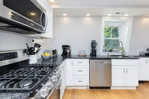 13 Putnam St #2, Danvers, MA 01923 photo 10