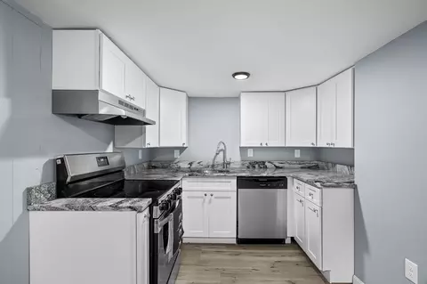 Kitchen - 24 Cote Ln, Sutton, MA 01590 photo 1 of 1