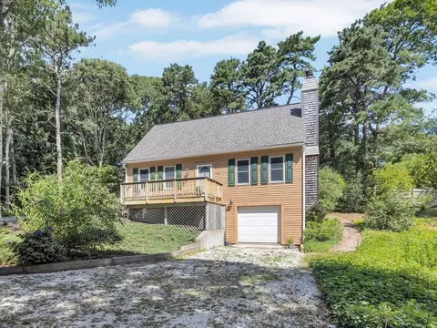 193 Wayside Rd, Brewster, MA 02631