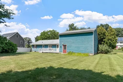 Exterior - 5 Noel Rd, Andover, MA 01810 photo 3 of 12