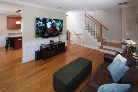 159 Willard St #5, Quincy, MA 02169