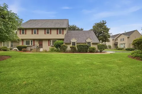 8 Quail Run #8, Tewksbury, MA 01876