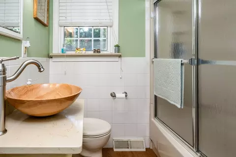 Bath - 6 Security St, Hyannis, MA 02601 photo 1 of 1