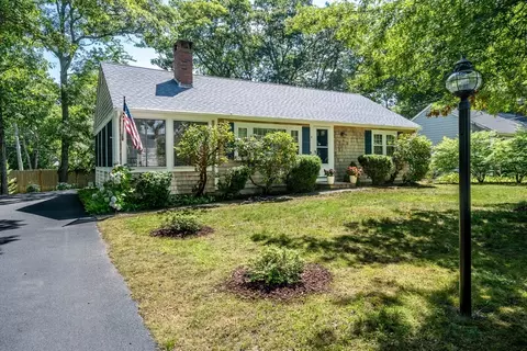Exterior - 6 Security St, Hyannis, MA 02601 photo 1 of 16