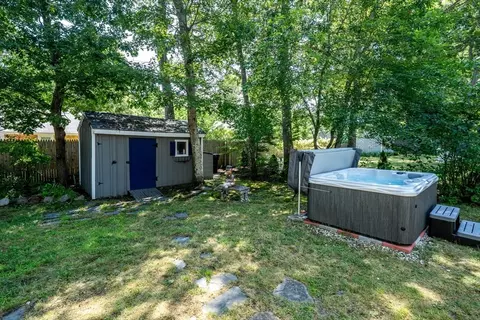 Exterior - 6 Security St, Hyannis, MA 02601 photo 10 of 16