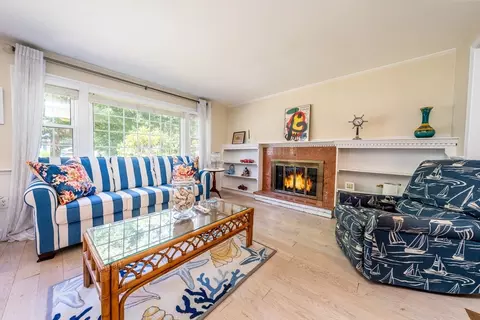 Living - 6 Security St, Hyannis, MA 02601 photo 3 of 6