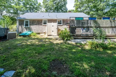 Exterior - 6 Security St, Hyannis, MA 02601 photo 12 of 16