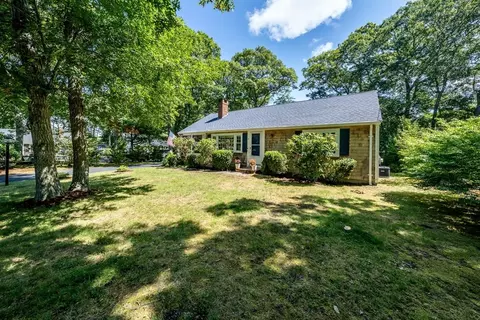 Exterior - 6 Security St, Hyannis, MA 02601 photo 14 of 16