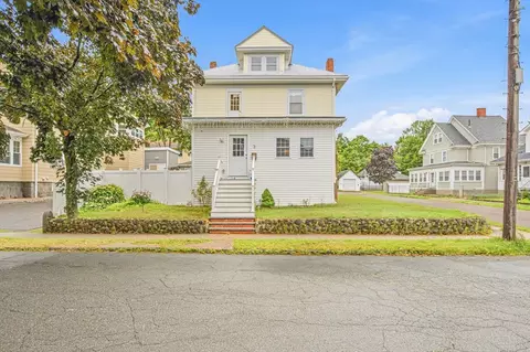 3 Florence St, Quincy, MA 02170