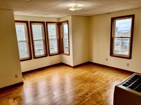 Living - 282 Sprague, Fall River, MA 02724 photo 3 of 10