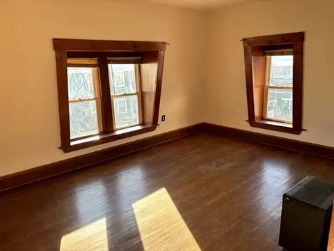 Living - 282 Sprague, Fall River, MA 02724 photo 4 of 10