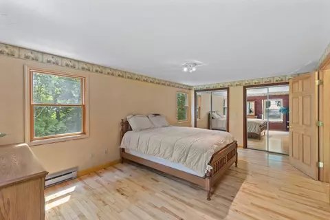 Bedroom - 41 Drexel St, Worcester, MA 01602 photo 2 of 7