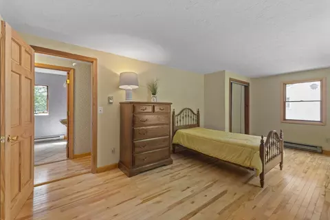 Bedroom - 41 Drexel St, Worcester, MA 01602 photo 3 of 7