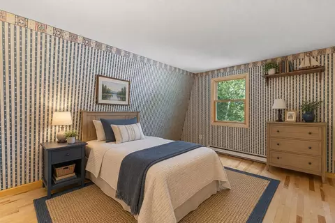 Bedroom - 41 Drexel St, Worcester, MA 01602 photo 5 of 7