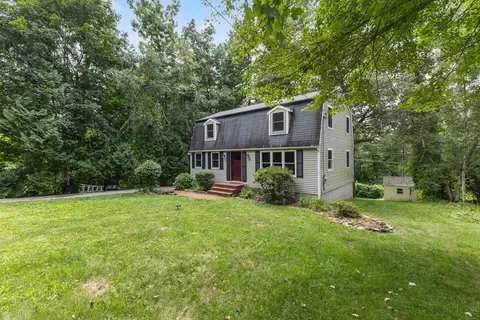Exterior - 41 Drexel St, Worcester, MA 01602 photo 2 of 10
