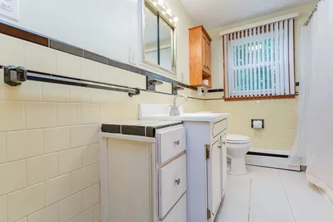Bath - 7 Fairacres Ave, Raynham, MA 02767 photo 1 of 2
