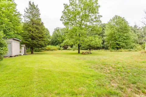 Exterior - 7 Fairacres Ave, Raynham, MA 02767 photo 5 of 7