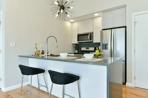 87 Parker St #402, Chelsea, MA 02150