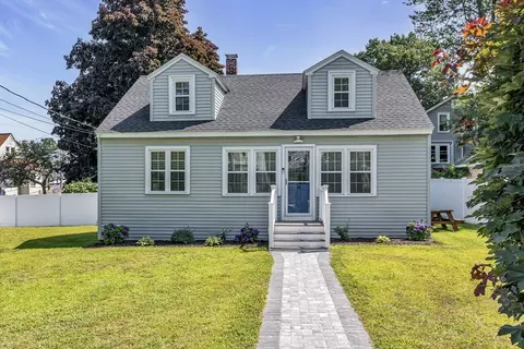 90 Gilbert St, Lawrence, MA 01843