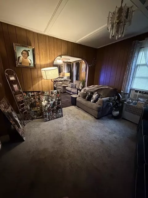Living - 103 Greene, Springfield, MA 01109 photo 1 of 3