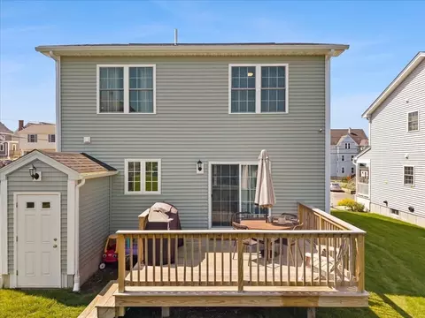 Exterior - 738 Hicks St, Fall River, MA 02724 photo 8 of 9