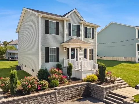 Exterior - 738 Hicks St, Fall River, MA 02724 photo 3 of 9