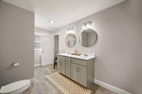 Bath - 738 Hicks St, Fall River, MA 02724 photo 3 of 3
