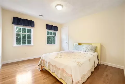 Other - 4 Heritage Dr, Reading, MA 01867 photo 2 of 5