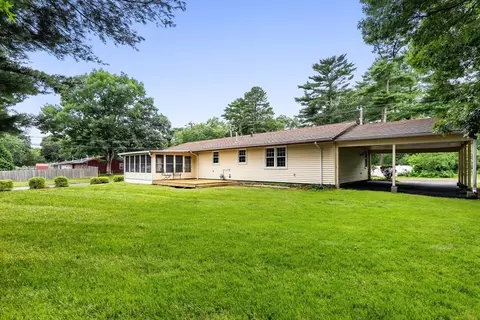 Exterior - 26 Cromesett Rd, Wareham, MA 02571 photo 8 of 12