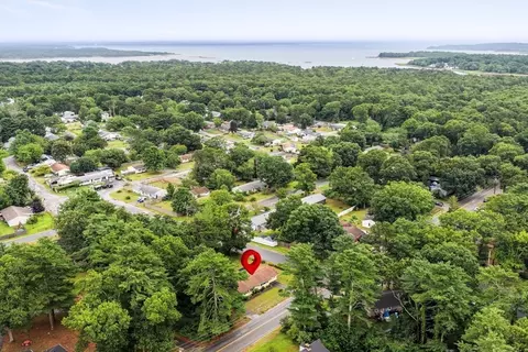 View/Area - 26 Cromesett Rd, Wareham, MA 02571 photo 3 of 4