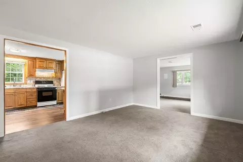 Living - 26 Cromesett Rd, Wareham, MA 02571 photo 4 of 8