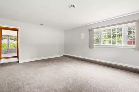 Living - 26 Cromesett Rd, Wareham, MA 02571 photo 8 of 8