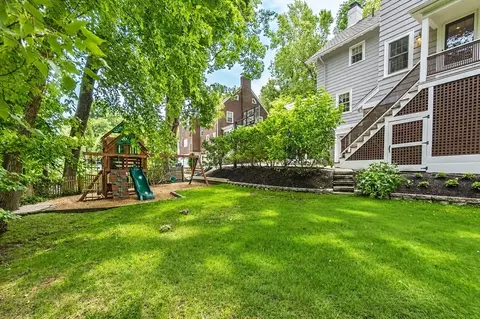 Exterior - 111 Clinton Rd, Brookline, MA 02445 photo 5 of 5