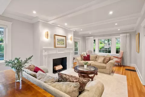 Living - 111 Clinton Rd, Brookline, MA 02445 photo 2 of 5
