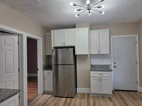 Kitchen - 184 King St, Springfield, MA 01109 photo 3 of 5