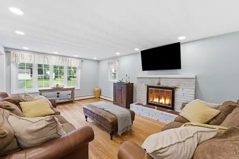 Other - 28 Intervale Rd, Springfield, MA 01118 photo 1 of 12