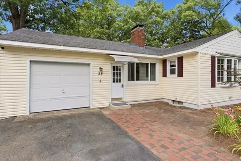 Exterior - 28 Intervale Rd, Springfield, MA 01118 photo 3 of 10
