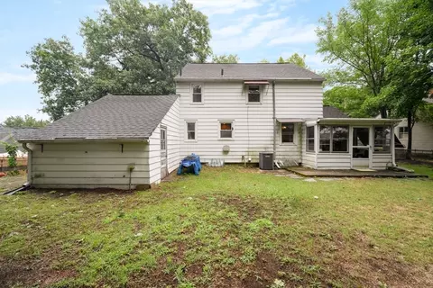 212 Emerson St, Springfield, MA 01118 photo 35